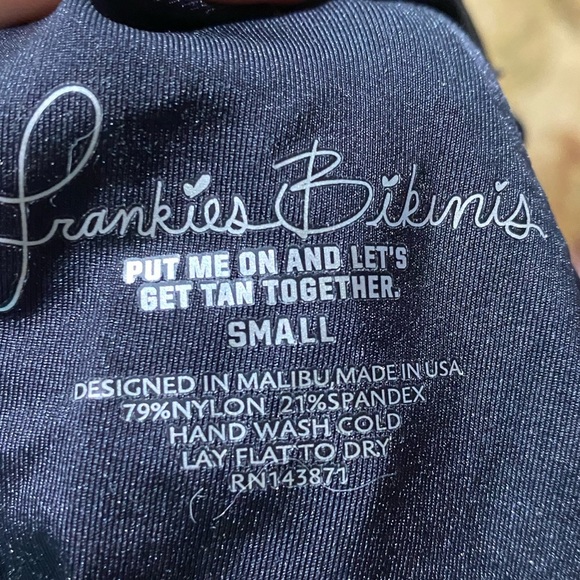 Frankie's Poppy One Piece Cheeky Black Lotus nwt - Picture 11 of 14